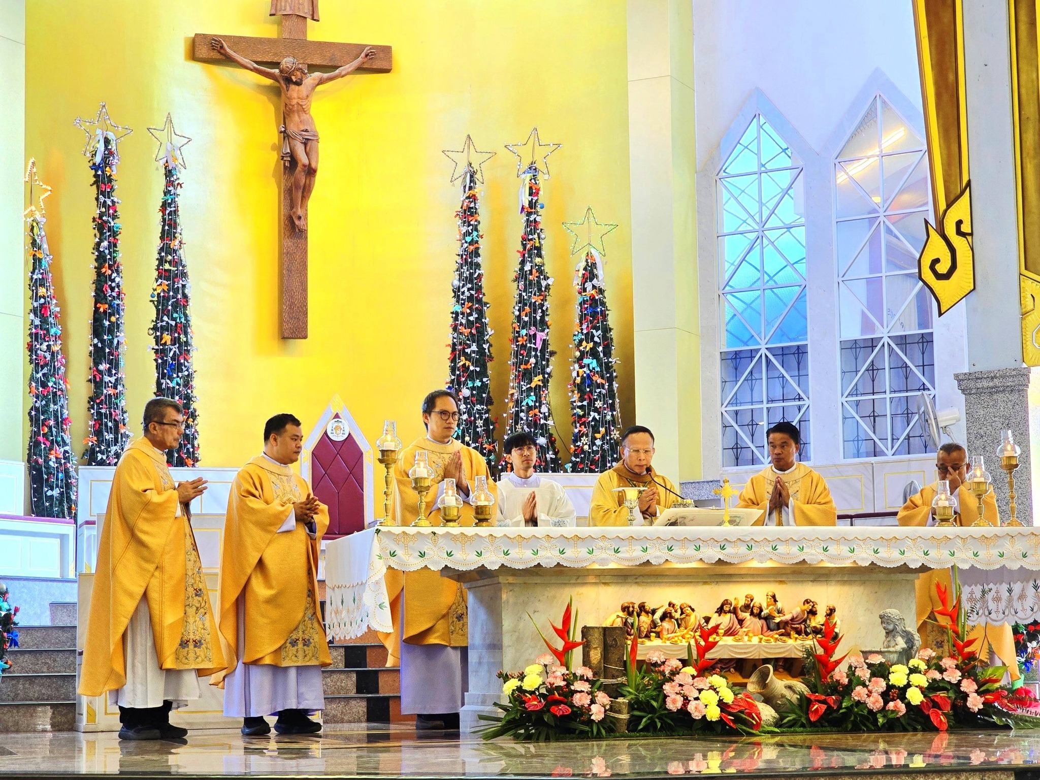 607956214_2156004438507132_304368289119013578_n